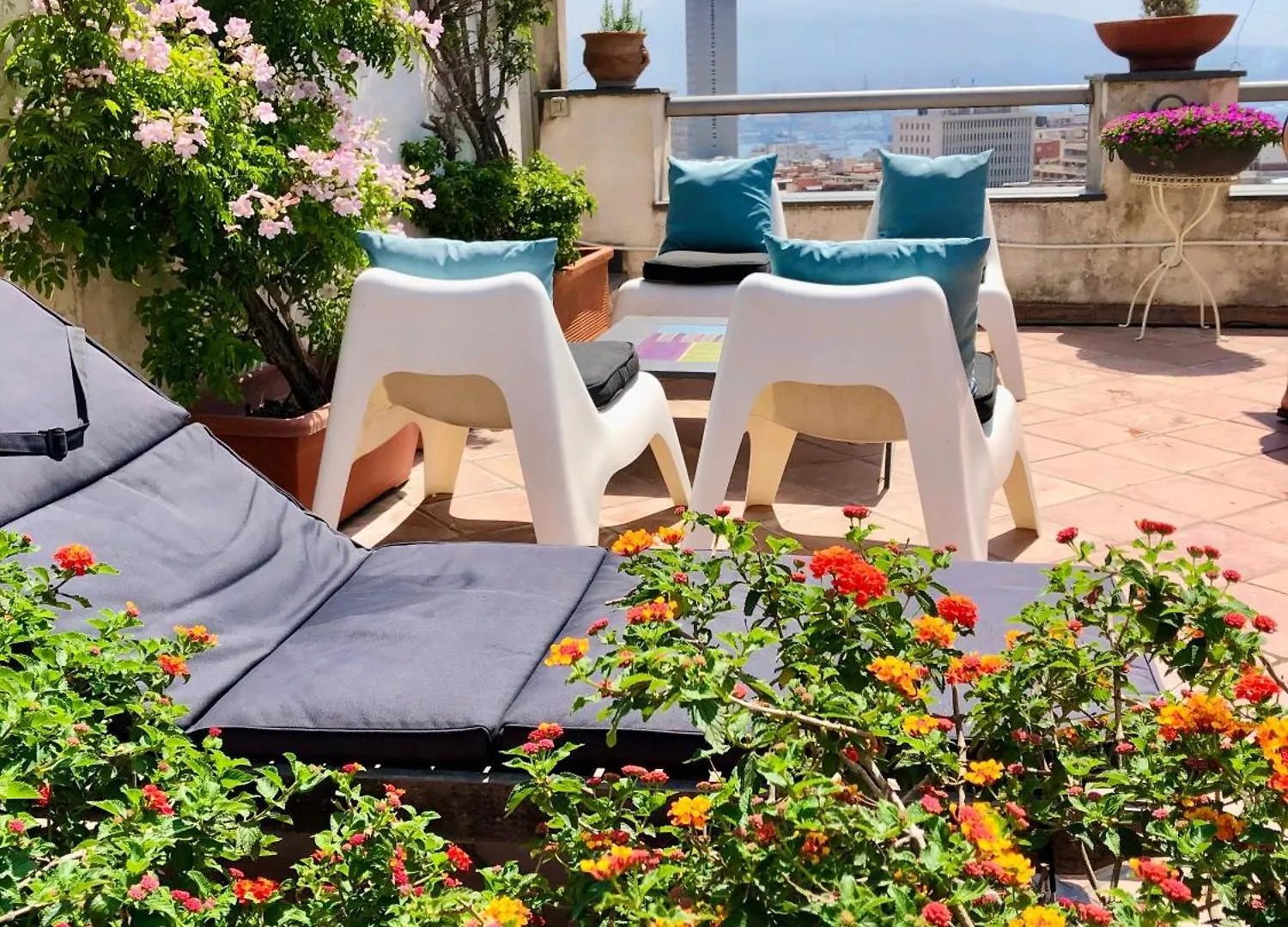 Casa Leopardi Apartment Naples Homestay