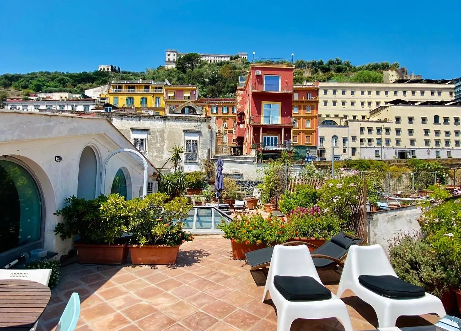 Homestay Casa Leopardi Apartment Naples Italy