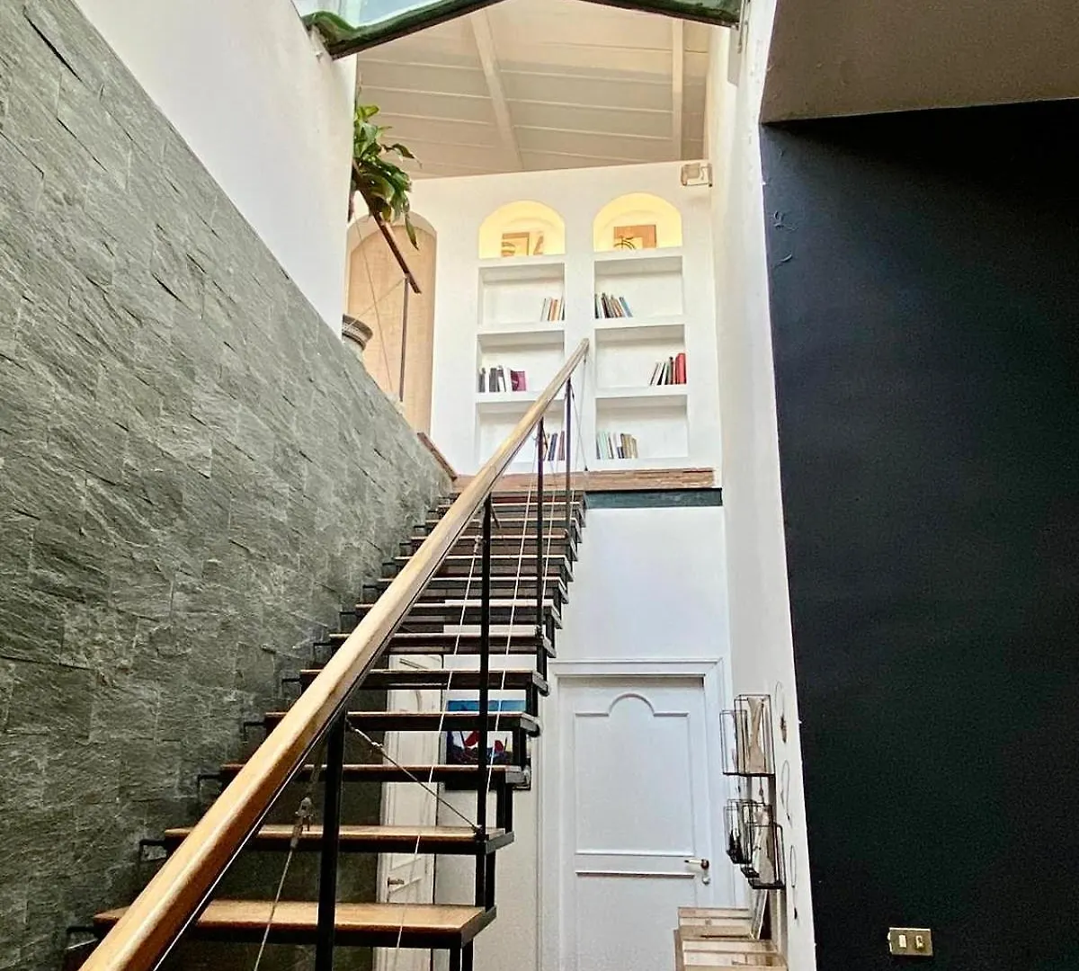 Casa Leopardi Apartment Naples 0*,